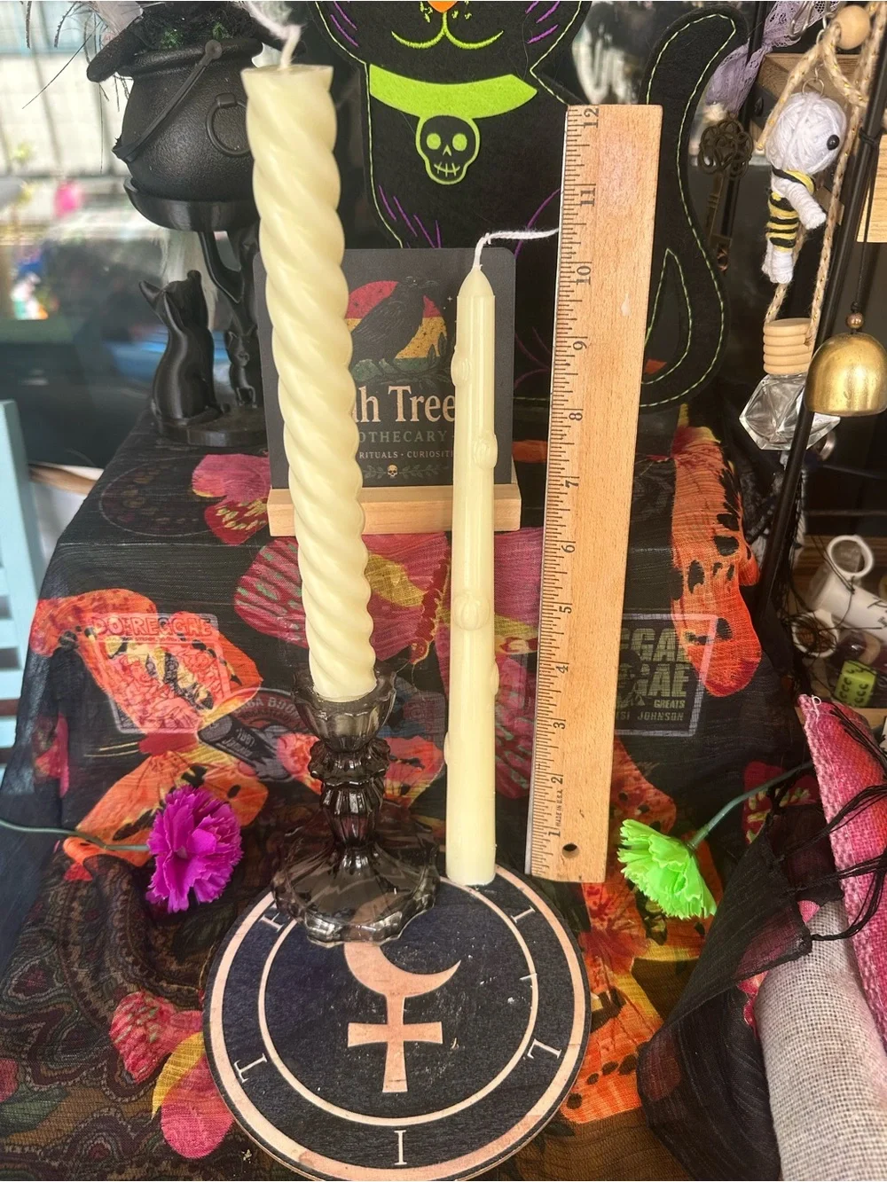 Set of 2 Ivory Taper Candles – Spiral & Pumpkin Detail